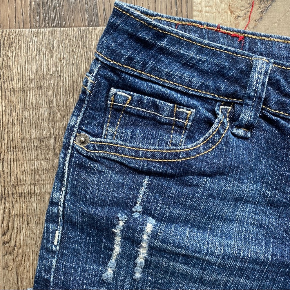 Distressed Jean Shorts - Picture 7 of 7